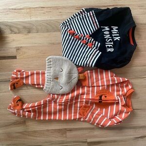 Cat & Jack Black and Orange Baby Top